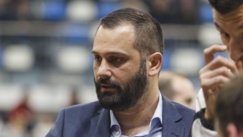 Ish-trajneri i Prishtinës zgjidhet më i miri i sezonit në Ligën Ballkanike, çmim dhe për qendrën shqiptare Endrit Hysenagollin