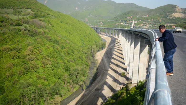 Lekaj: Më 29 maj përurohet autostrada 67 kilometrëshe Prishtinë – Hani i Elezit