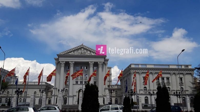 Qeveria e Maqedonisë së Veriut mund të mbetet pa parti shqiptare