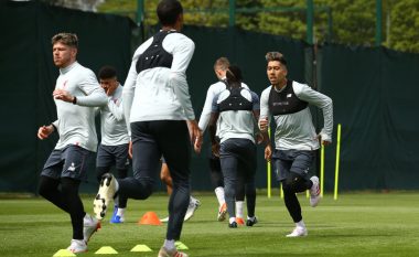 Firmino kthehet në stërvitje para ndeshjes ndaj Barcelonës