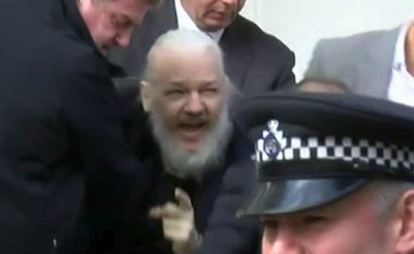 Arrestimi i Assange, WikiLeaks akuza në drejtim të ‘aktorëve të fuqishëm’ duke përfshirë CIA-n