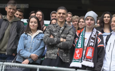 Milot Rashica, krenaria e Kosovës – Werder Bremen me një video speciale për yllin tonë pasi u vizitua nga nxënësit shqiptarë që jetojnë në Gjermani