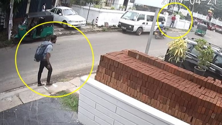 Pamje që tregojnë se si një njeri vëzhgon kamikazin që po shkonte drejt kishës në Shri Lankë, ku vrau 100 njerëz (Video)