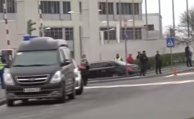 Takimi me Putinin, përgatitjet fillojnë menjëherë – vetura e Kim Jong Un shihet rrugëve të Rusisë! (Video)