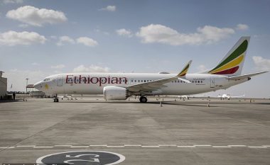 Tmerri në kabinën e Ethopian 737: Për gjashtë minuta, pilotët u munduan ta merrnin nën kontroll sistemim kompjuterik të aeroplanit (Foto)