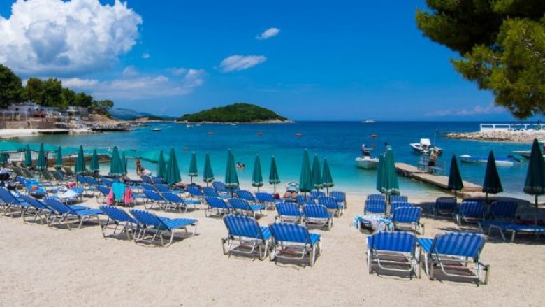 Turizëm i “kripur”, për vitin 2024 Shqipëria do të jetë deri në 35% më shtrenjtë