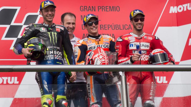 Moto GP: Marquez fiton në Argjentinë, por Rossi dhe Dovizioso dhurojnë spektakël