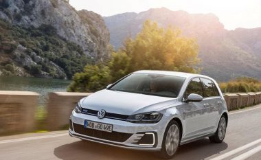 Volkswagen patenton pesë emra të rinj për makina hibride (Foto)