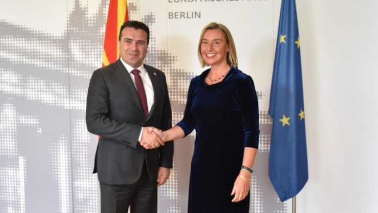 Zaev në takim me Mogherinin: Është e nevojshme që vendi ta vazhdojë rrugën drejt integrimeve evropiane