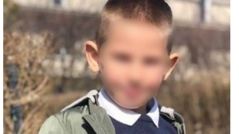 Nisin hetimet për vdekjen tragjike të 6 vjeçarit nga Peja, mjekët i thanë se kishte grip