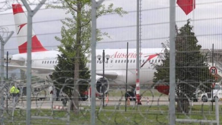 “Ikin gardistët, hyjnë hajnat”: Vjedhja e miliona eurove në aeroportin e Tiranës ndodhi pak pasi u largua prej andej Presidenti!