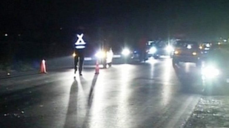 Aksident trafiku në magjistralen Mitrovicë-Prishtinë, lëndohen pesë persona