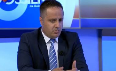 Selmanaj: Nëse lejohet që AKI të tejkalojë sot mandatin e saj, nesër çdokush mund të përfundojë me “thes në kokë” (Video)