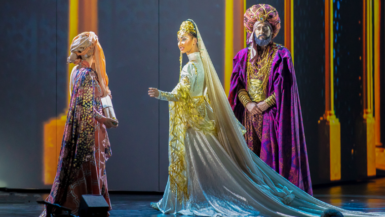 Rikthehet Shehrazade në ‘1001 Nights: The Last Chapter’, shfaqje madhështore në Emiratet e Bashkuara Arabe
