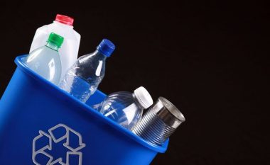 Parlamenti Evropian ndalon tregtimin e plastikës një përdorimshe