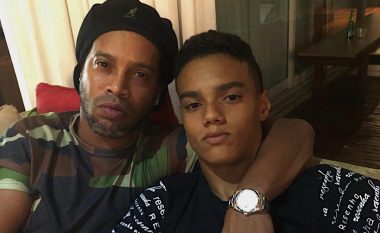 Djali 14-vjeçar i Ronaldinhos nënshkruan për Cruzeiron