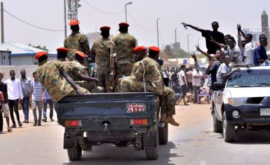 Ushtria e Sudanit thotë se nuk do t’i lejojnë trazirat