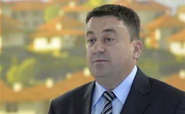 Lista Serbe reagon ndaj shkarkimit të ministrit Todosijeviq
