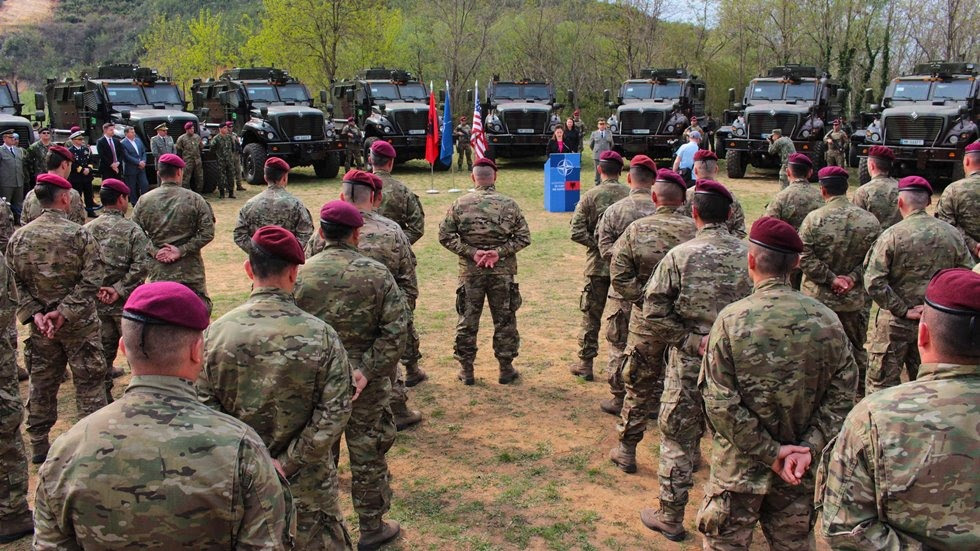SHBA dhuron 37 mjete të blinduara për Forcat e Armatosura të Shqipërisë