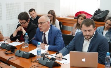 Kërkohet që rezoluta për krimet serbe të quhet “për gjenocidin në Kosovë”