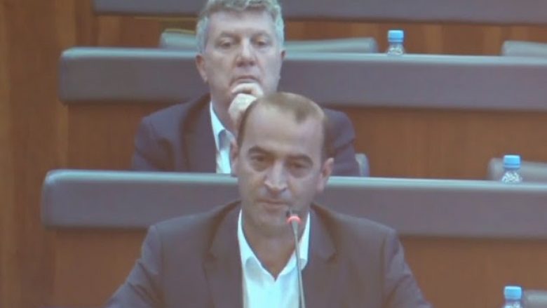 Daut Haradinaj i replikon Zekës: Të kemi pak kujdes kur i fyejmë zyrtarët shtetërorë