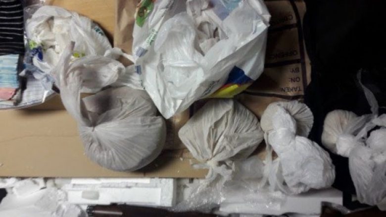 Arrestohen dy persona nga Gostivari, transportonin lëndë narkotike