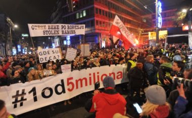 Pas Shqipërisë, protesta edhe në Serbi e Mal të Zi