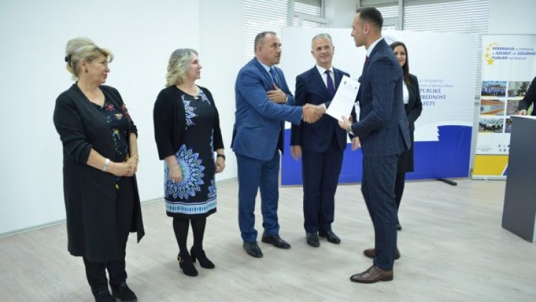 Diplomohen 16 kadetë për inspektorë të Inspektoratit Policor të Kosovës