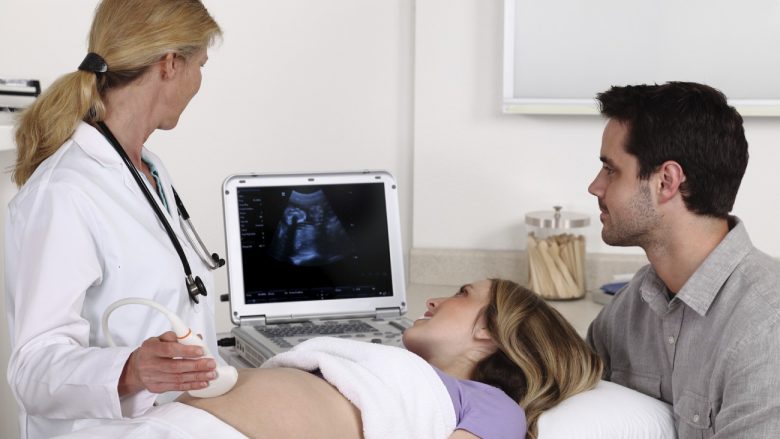 Ultrazëri në javën e 36-të të shtatzënisë: Me kontrollin plotësues mund të pengoni prerjen urgjente cezariane