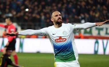 Vedat Muriqi shënon gol të bukur ndaj Besiktasit  