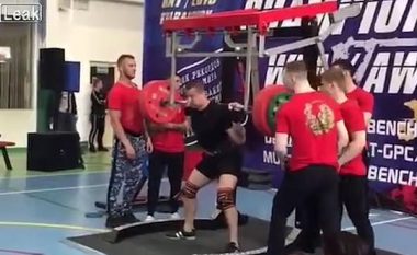 Gara e peshëngritjes i kushtoi shtrenjtë rusit, theu këmbën derisa u mundua të ngrit 250 kilogramë (Video, +16)