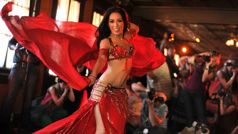 Dita botërore e Belly Dance, tradita 6 mijë vjeçare që vjen nga Orienti (Foto)
