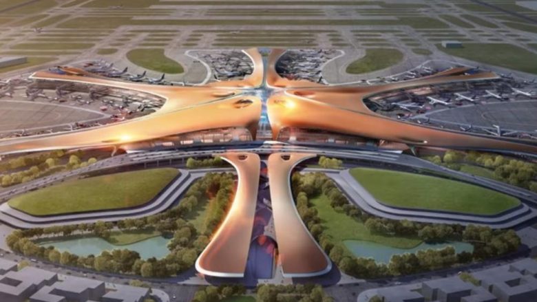 Kina ndërton aeroportin më të madh në botë, “ylli i detit” ka 700 mijë metra katrorë që i bie sa 100 fusha të futbollit (Video)
