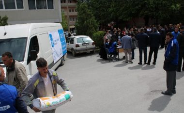 Shpërndahen 150 pako ushqimore për familjet me gjendje të rëndë ekonomike dhe sociale në Gjilan