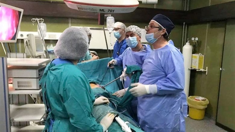 Kirurgjia Torakale fillon aplikimin e metodave bashkëkohore për operim