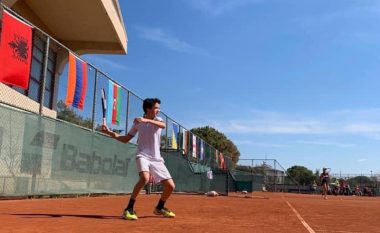 Melos Nallbani në çerekfinale të turneut të tenisit në Suedi