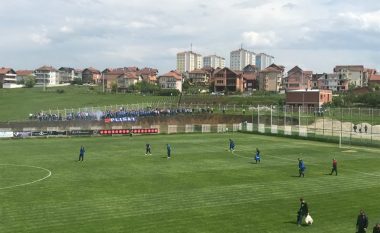 Gjithçka gati në Drenas, një orë para ndeshjes stadiumi i stërmbushur dhe gati për ta parë kampionin e ri të Kosovës