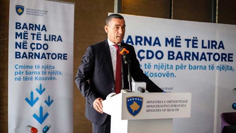 Veseli: Nuk do të ketë më barna të njëjta me çmime të ndryshme nëpër barnatoret e Kosovës