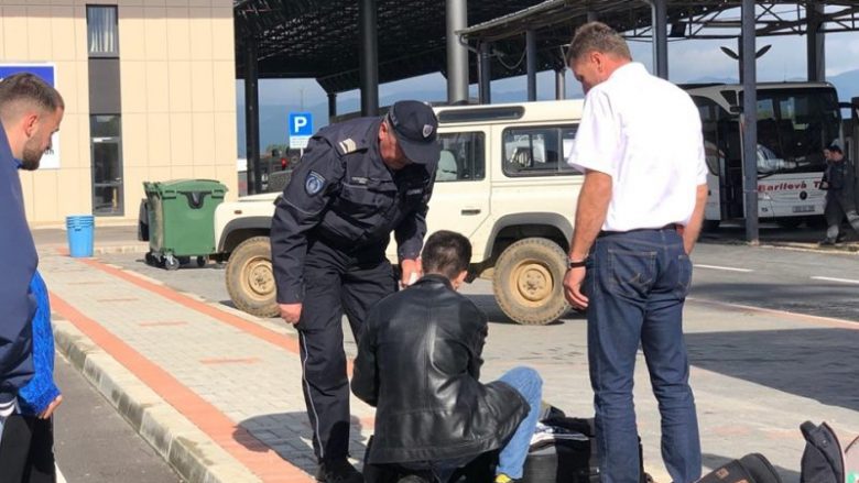 Festivali “Mirëdita, Dobar dan!”, gazetarët dhe pjesëmarrësit nga Kosova kontrollohen nga policia serbe në kufi