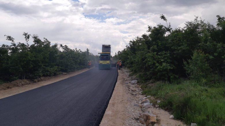 Lekaj: Do të rregullohet çdo rrugë e dëmtuar gjatë punimeve të autostradës “Arbën Xhaferi”