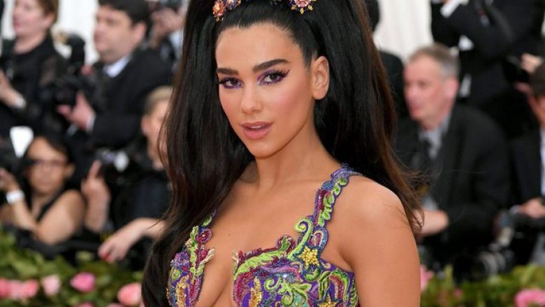 Mediat e huaja e shpallin Dua Lipën si të veshurën më bukur në ‘Met Gala 2019’