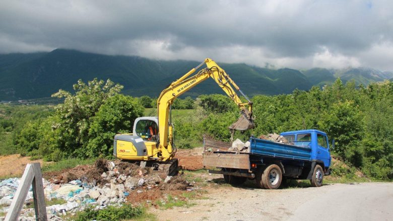 Me iniciativën e “Let’s Do It”, pastrohet deponia më e madhe në rajonin e Pejës