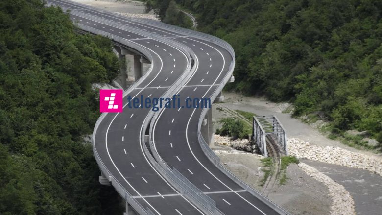 Ura e Autostradës “Arbën Xhaferi” është e gjatë 5.7 kilometra dhe e lartë 83 metra (Foto)