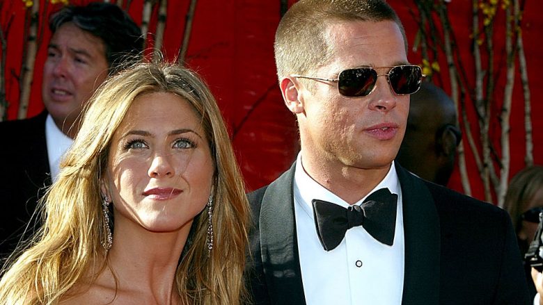 Brad Pitt i përgjigjet pyetjes rreth ribashkimit me Jennifer Aniston