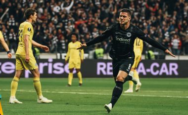 Mbyllet pjesa e parë, Eintracht Frankfurt – Chelsea