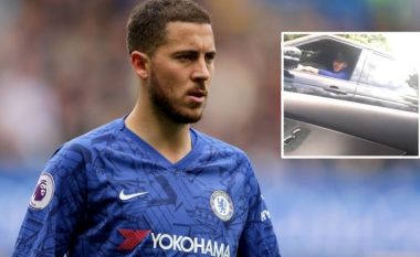 Hazard lëviz kokën në shenjë mohimi kur pyetet nga tifozët se a do të qëndrojë te Chelsea