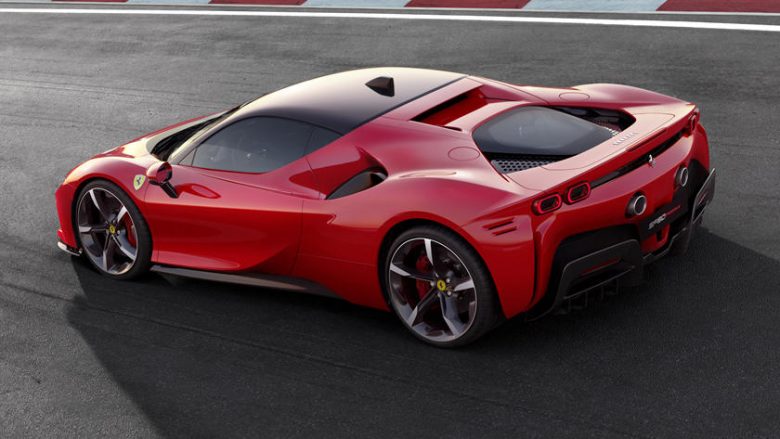 Ferrari prezantoi më në fund super-makinën hibride me 986 kuaj fuqi (Foto)