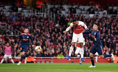 Ndeshje spektakolare në Londër, Arsenali në epërsi 2-1 ndaj Valencias pas pjesës së parë
