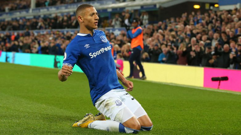 Barcelona e United e duan brazilianin, Everton ia cakton çmimin e largimit Richarlisonit