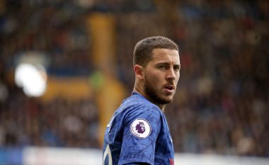 Hazard gëzon tifozët e Chelseat: Ku është lapsi për të nënshkruar